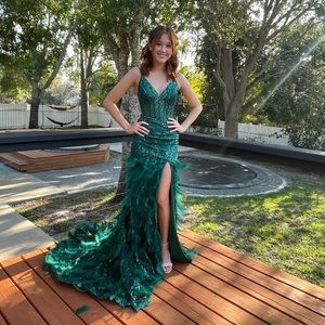 2024 Prom Dress!! Jovani, worn once.